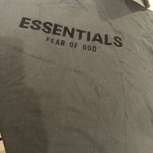 Essentials t-shirt size M
